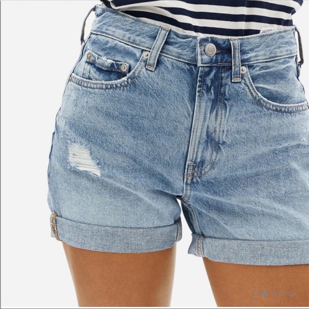 Everlane The Denim Short in Distressed NWOT, Size 26